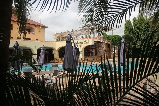 Accra Royal Castle Apartments & Suites - Havuz