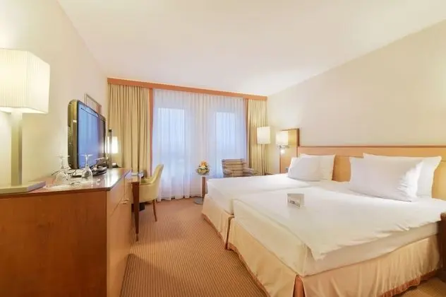 ACHAT Hotel Karlsruhe City - Oda