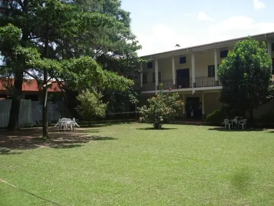 Acholi Inn
