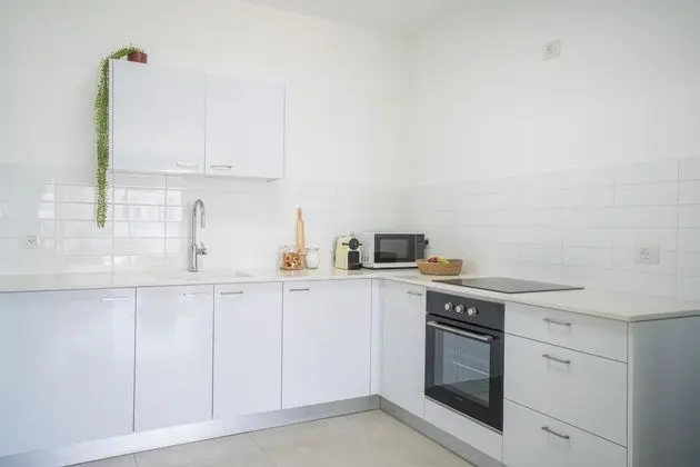 Achziv Beach Living Vacation Apartment - Mutfak