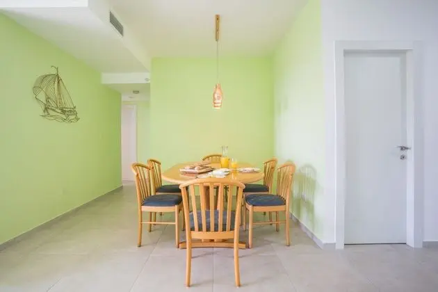 Achziv Beach Living Vacation Apartment - Yerinde Yemek