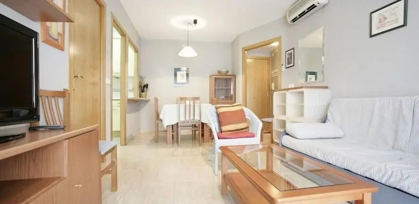 Acogedor apartamento en Salou - Oda Düzeni