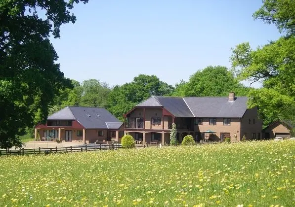 Acorn Court Country House - Dış Mekan