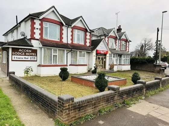 Acorn Lodge Gatwick