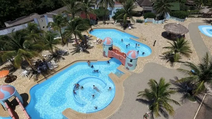 AcquaMarine Park Hotel