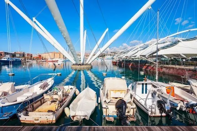 Acquario Genova8 Centre 300mt Sea