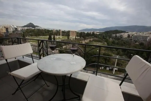 Acropolis Elegant Penthouse