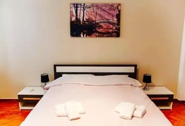 Acropolis modern house