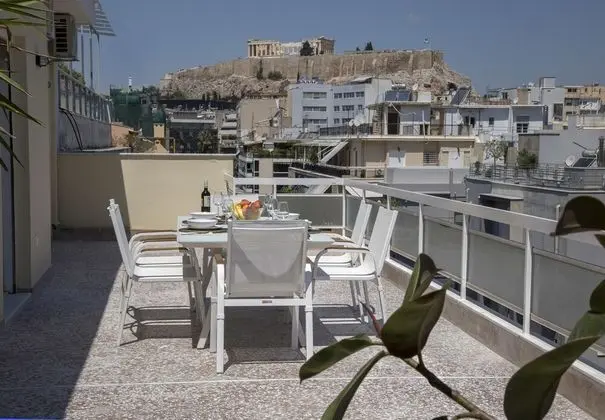 Acropolis View Penthouse Apartment by GHH - Dış Mekan