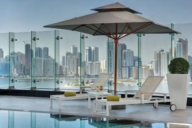The Act Hotel Sharjah - Havuz