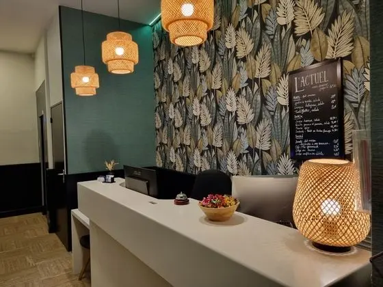 Hotel Actuel Chambéry Centre - Lobi