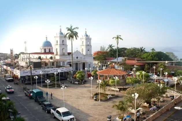 Hotel Acuario Catemaco - Dış Mekan