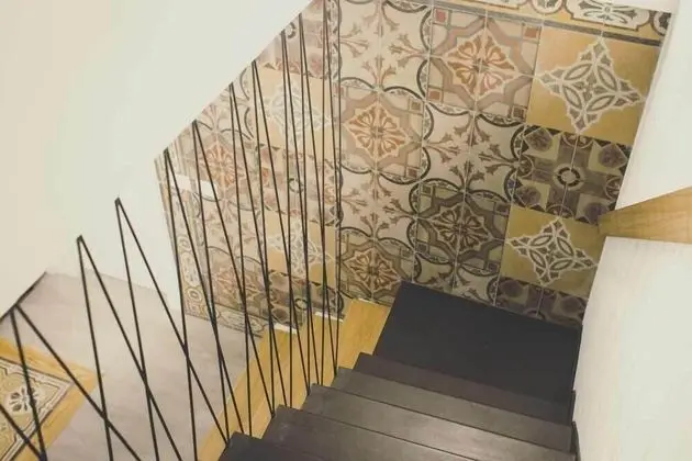 Ad Hoc Rooms - İç Mekan