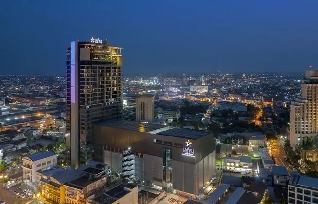 Ad Lib Hotel Khon Kaen - Dış Mekan