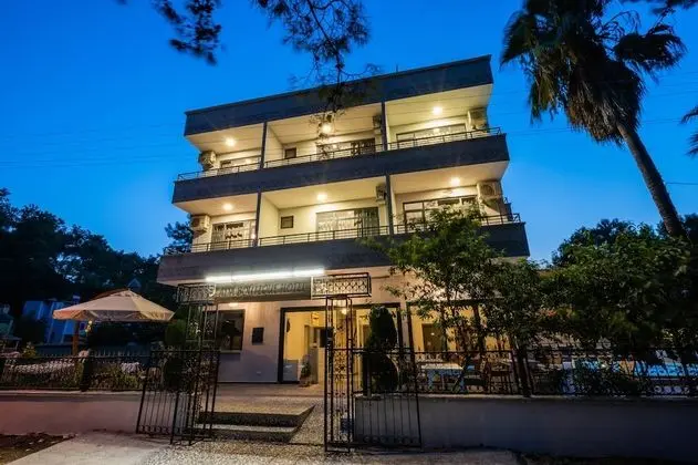 Ada Butik Hotel - Dış Mekan