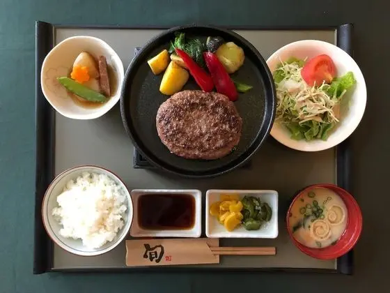 Ada Garden Hotel Okinawa - Yerinde Yemek