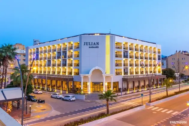 Ada Julian Hotel