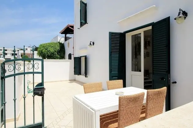 Ada Lovely House