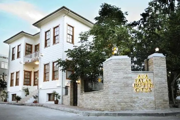 Ada Palas Büyükada