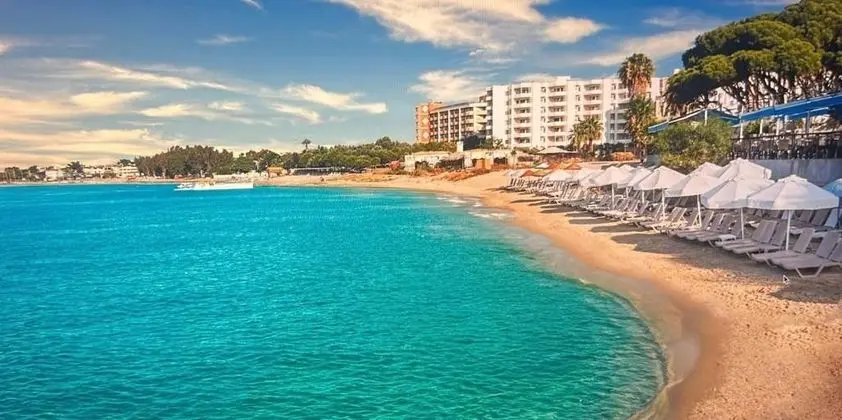 Ada World Hotel - Plaj