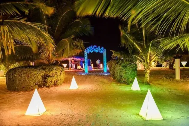Adaaran Select Hudhuran Fushi - All inclusive - Dış Mekan
