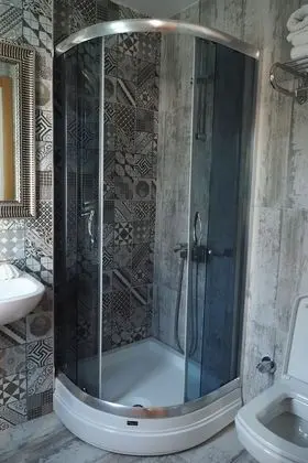 Adabeyi Tenedos - Banyo Tipleri