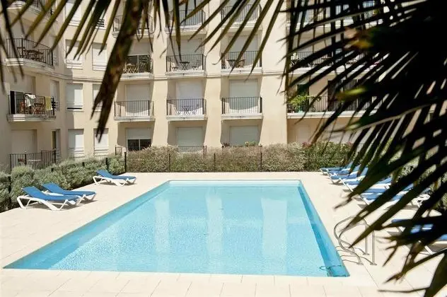 Adagio Access Bordeaux Rodesse