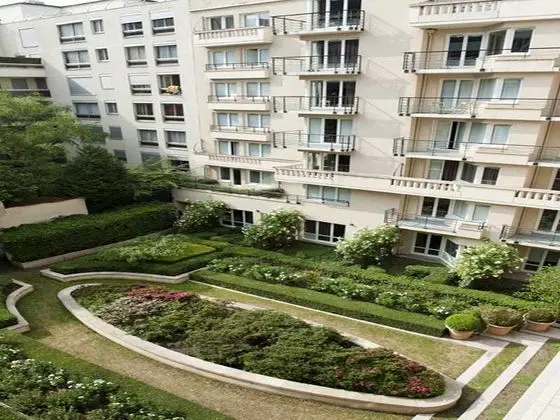 Adagio Aparthotel Porte de Versailles