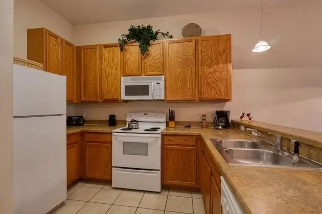Adalberto's Bahama Bay Condo - Mutfak