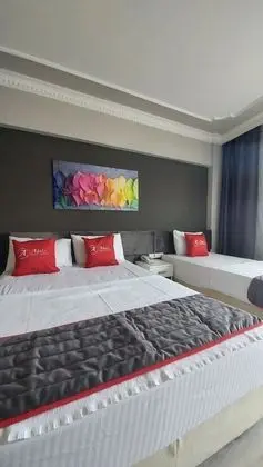 Adalı Hotel & Suites