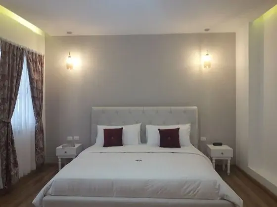 Adamas House Hotel - Oda