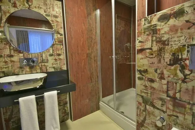 Adamel Hotel İstanbul - Banyo Özellikleri