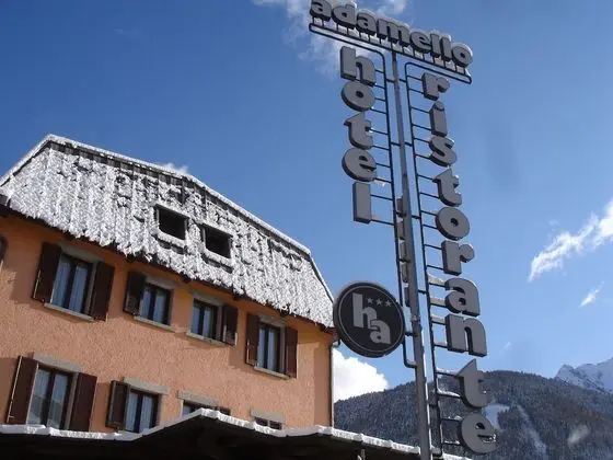Hotel Adamello