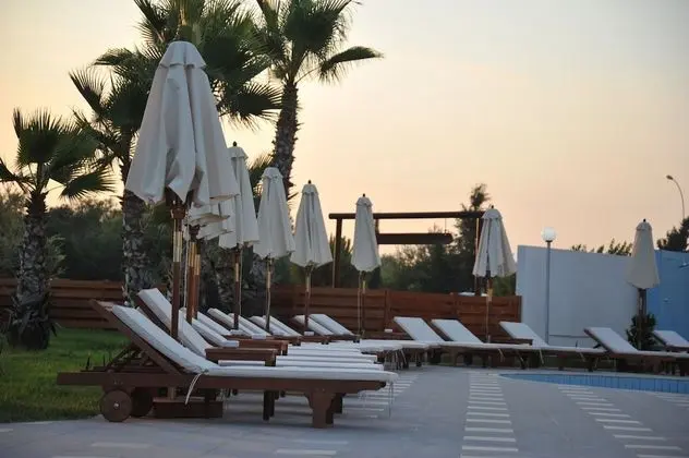 Adams Beach Hotel & Spa Deluxe Wing – Adults Only - Havuz