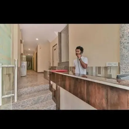 ADB Rooms Hotel Clink Residency - Lobi