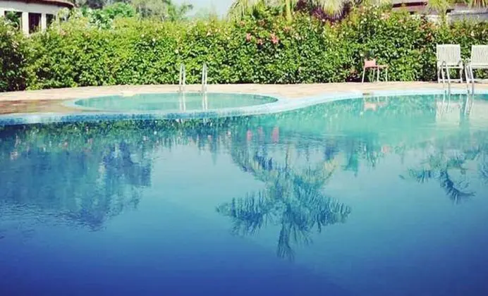 Adb Rooms Corbett Jungle Holiday SPA - Havuz