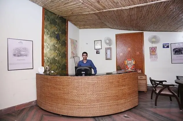 Adb Rooms Corbett Jungle Holiday SPA - Lobi