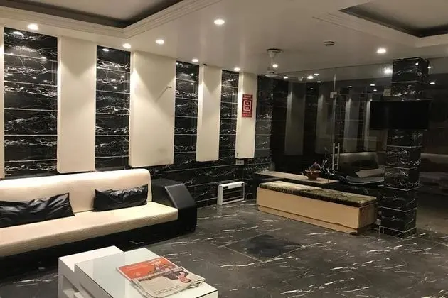 ADB Rooms Hotel Crystal Deluxe