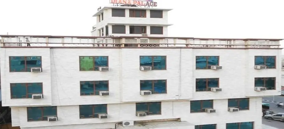 ADB Rooms Hotel Diana Palace - Dış Mekan