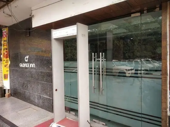 ADB Rooms Glance Inn Laxmi Nagar