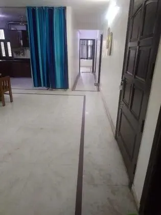 ADB Rooms Knights Inn - İç Mekan