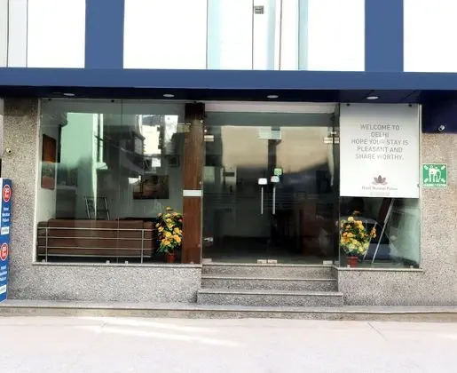 ADB Rooms Hotel Noratan Palace