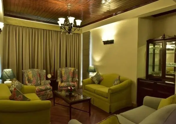 Adb Rooms The Oak Tree House - Lobi