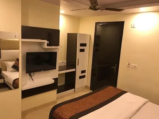ADB Rooms Hotel Olive International - İç Mekan