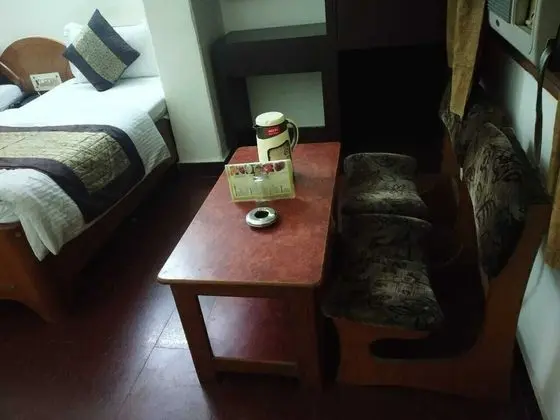 ADB Rooms Vardhman Inn - Oda
