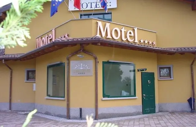 Adda Hotel - 1