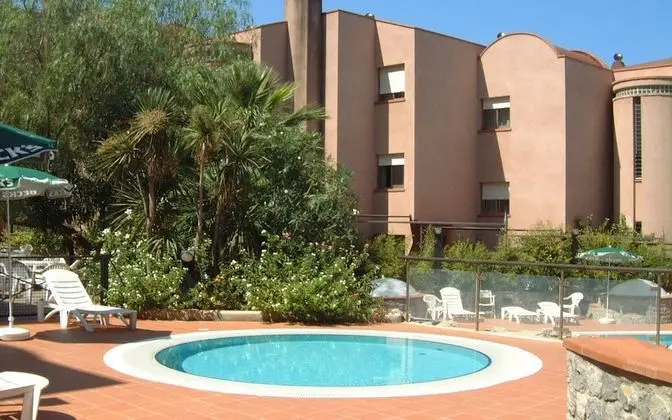 Addaura Village e Congressi - Havuz