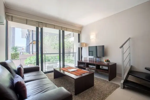 Adderley Terraces J10 by CTHA - Lobi