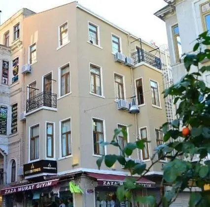 Addres Suites Hotel