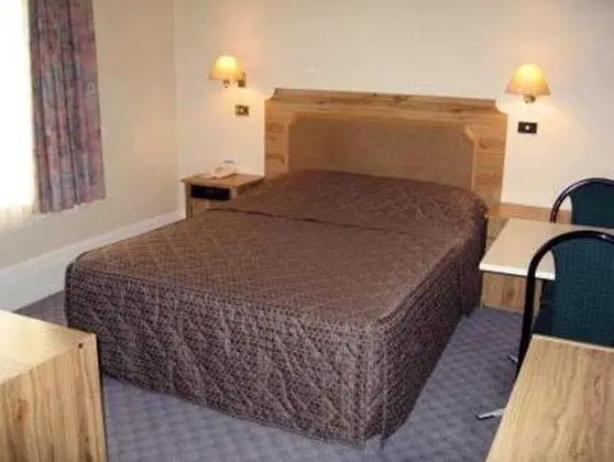 Adelaide Paringa Hotel - Oda
